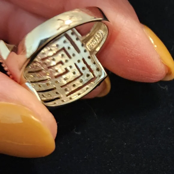 Freida Rothman Sterling Silver Ring Size 7 Square Design Inset With Clear Stones - Picture 3 of 6